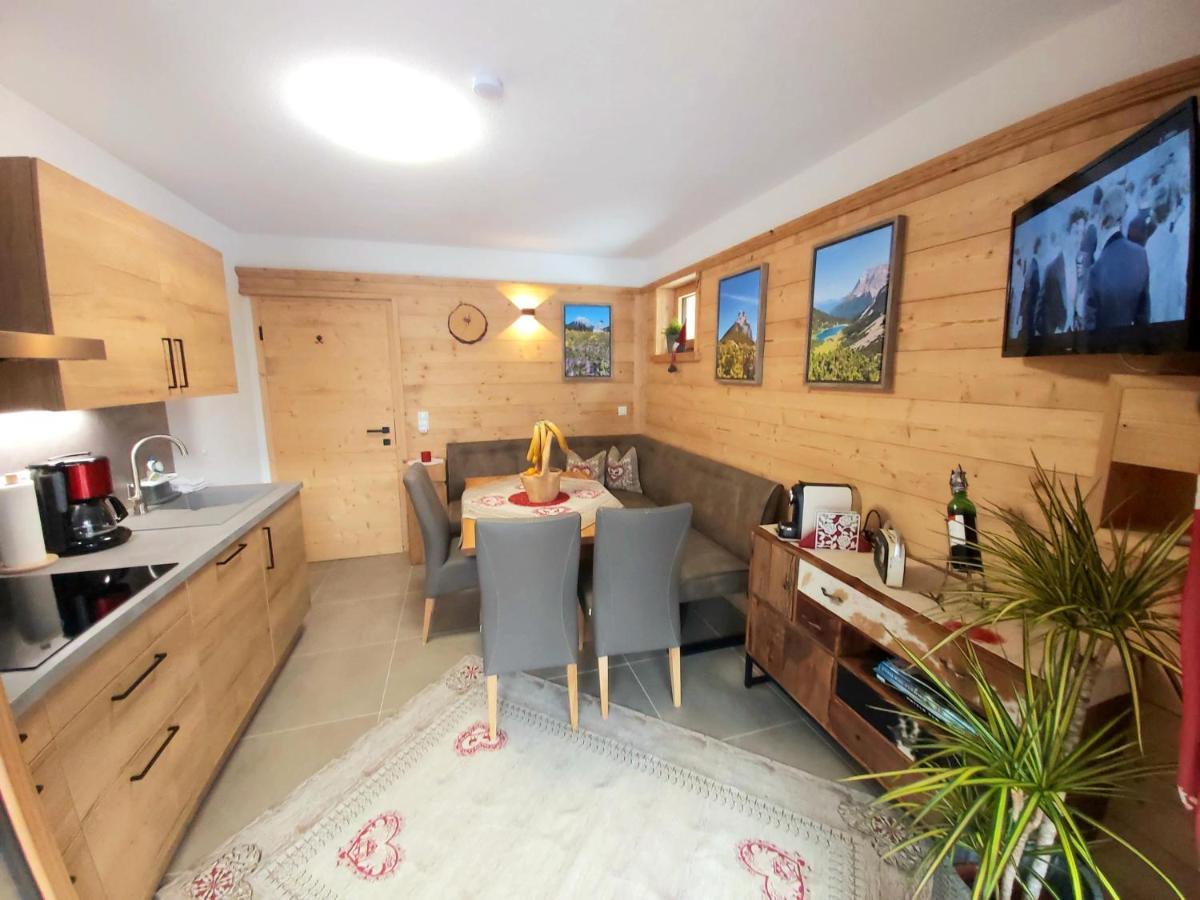 Puitbach Chalet Leutasch Bilik gambar